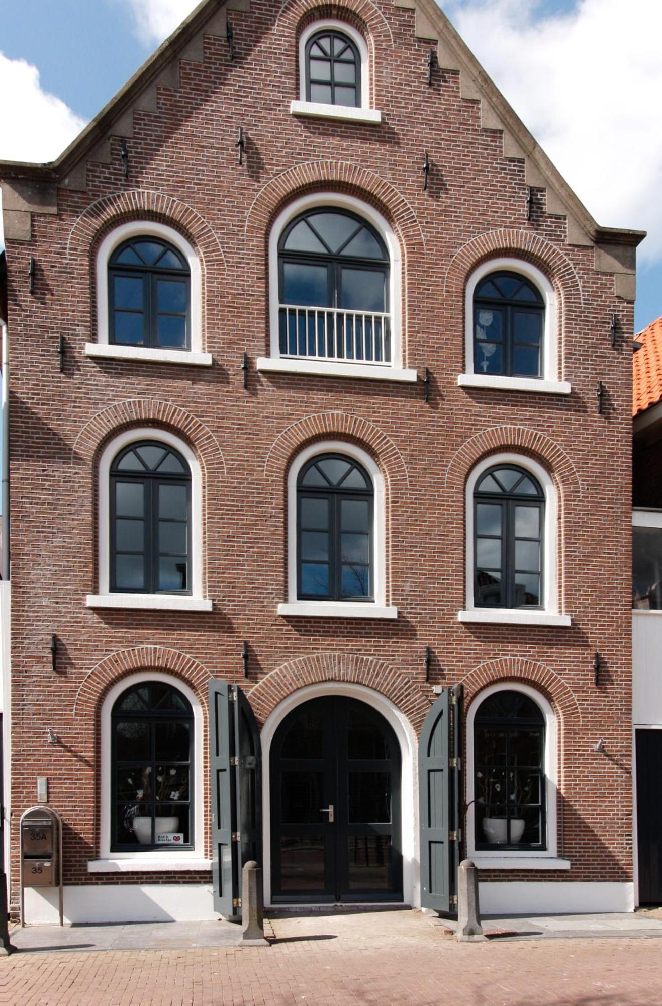 Stadslogement By Peek Bed & Breakfast Sneek Exterior photo